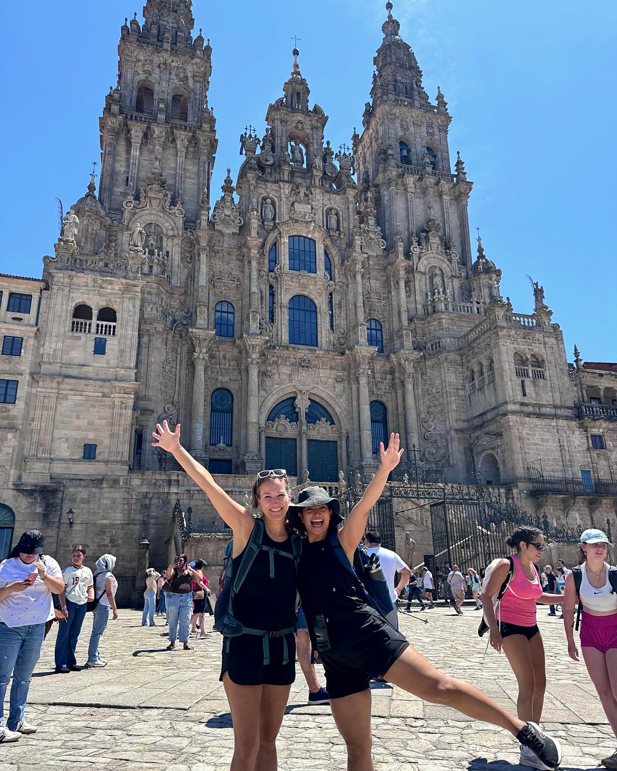 Peregrinos llegando a Santiago de Compostela